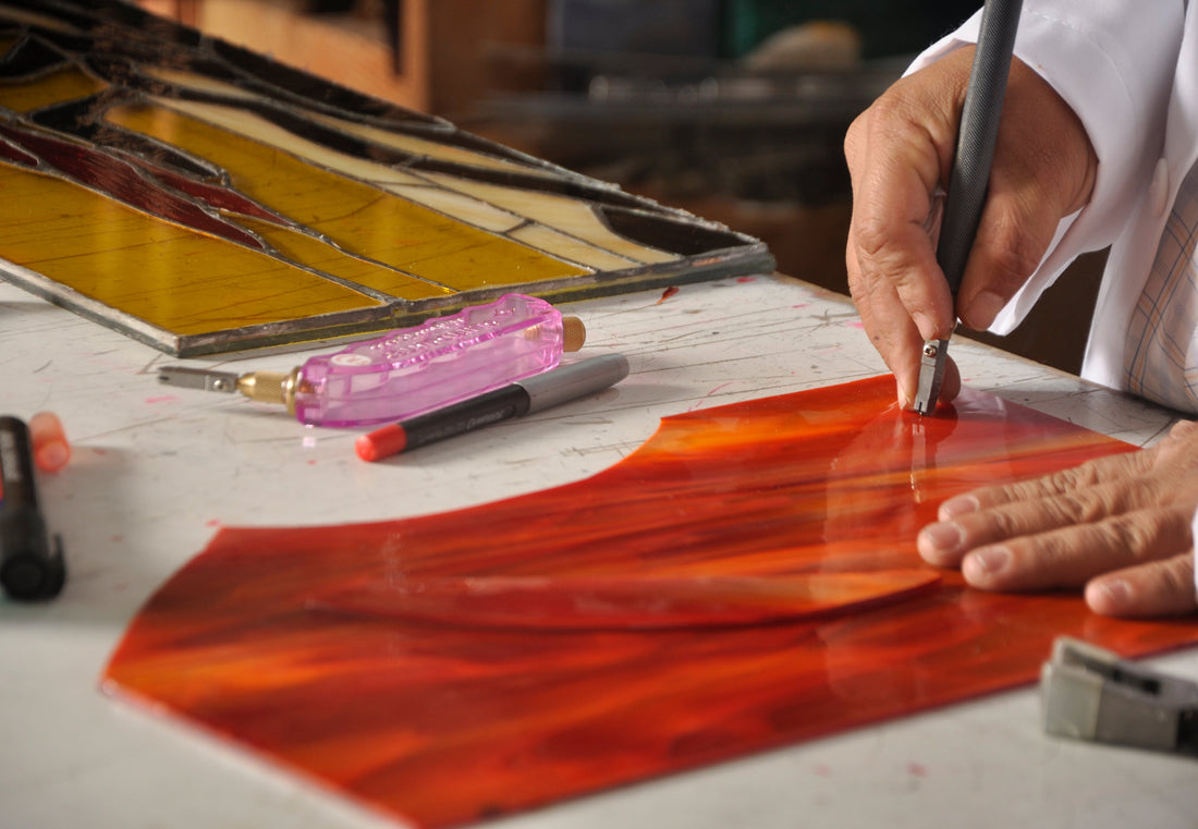 Mastering Glass Cutting: Techniques, Tools, and Troubleshooting