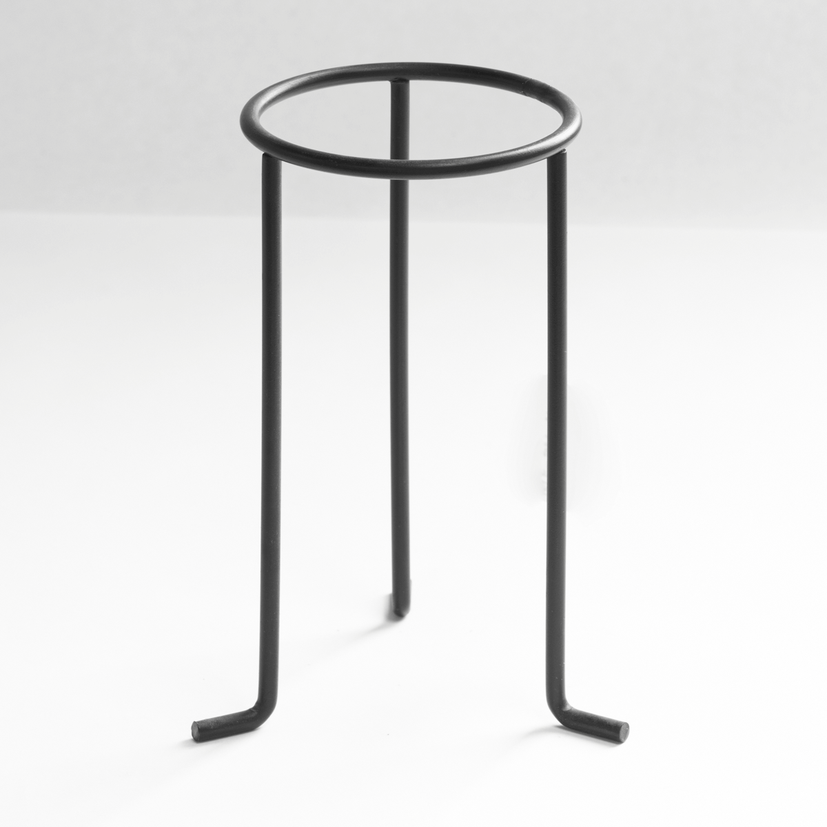 WROUGHT IRON SIMPLE DROP RING - MEDIUM