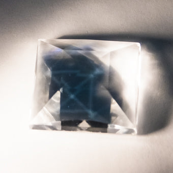 30MM SQUARE FACETED CLEAR