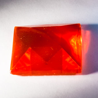 18MM SQUARE FACETED ORANGE