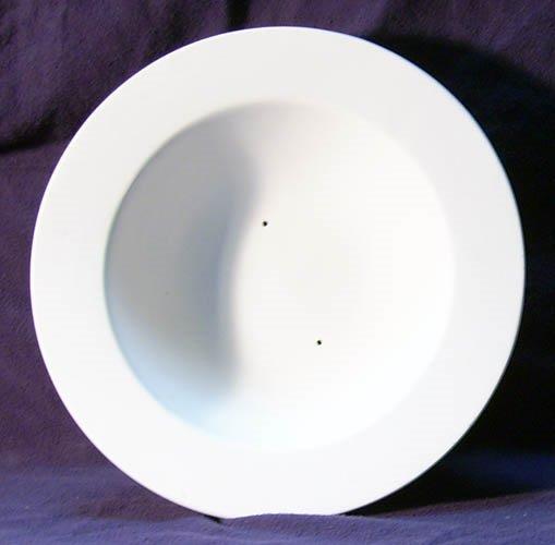 11" ROUND SERVING BOWL W/RIM